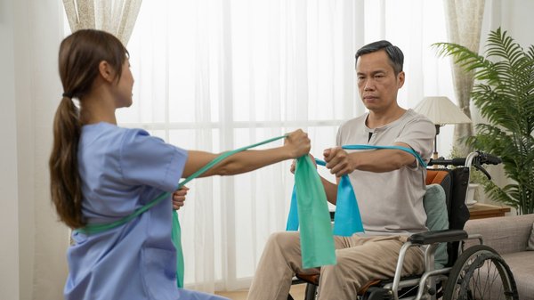 Services d'aide à domicile à lens : solutions personnalisées pour vous